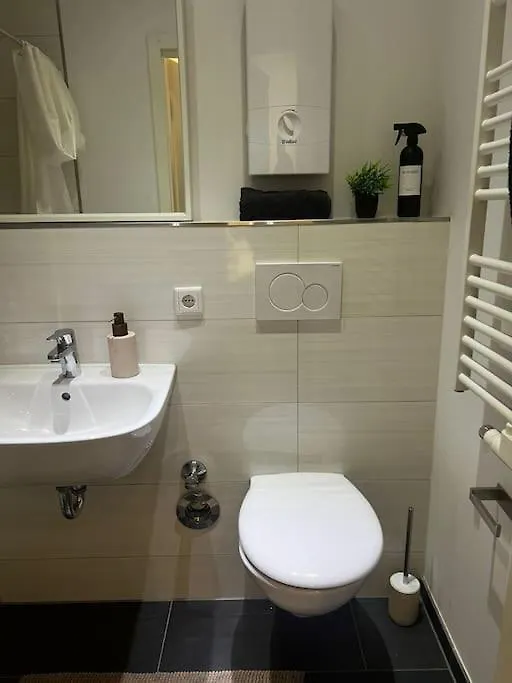 Private Suite 5 Min Bis Zur Innenstadt Dusseldorf